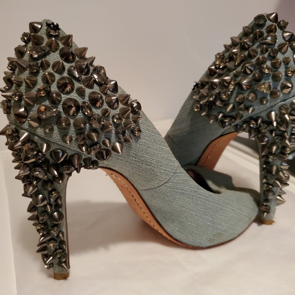 Sam Edelman spike pumps